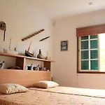 Dom wakacyjny Welcoming House With Mountain View In *