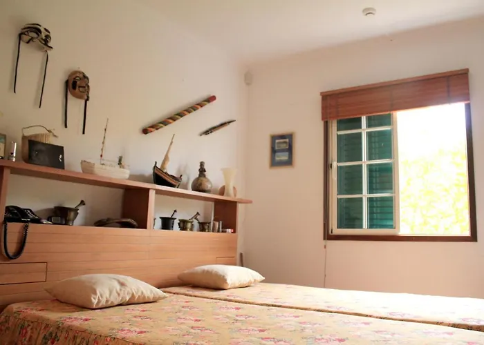 Semesterbostad Welcoming House With Mountain View In *