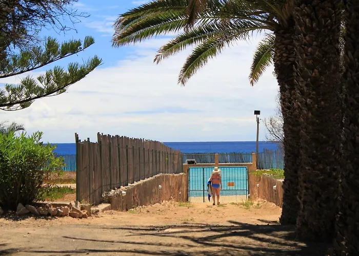 Welcoming House With Mountain View In Semesterbostad Porto Santo