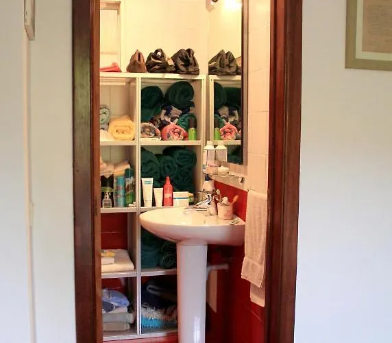 Welcoming House With Mountain View In Semesterbostad