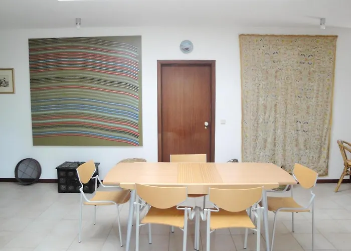 Welcoming House With Mountain View In *