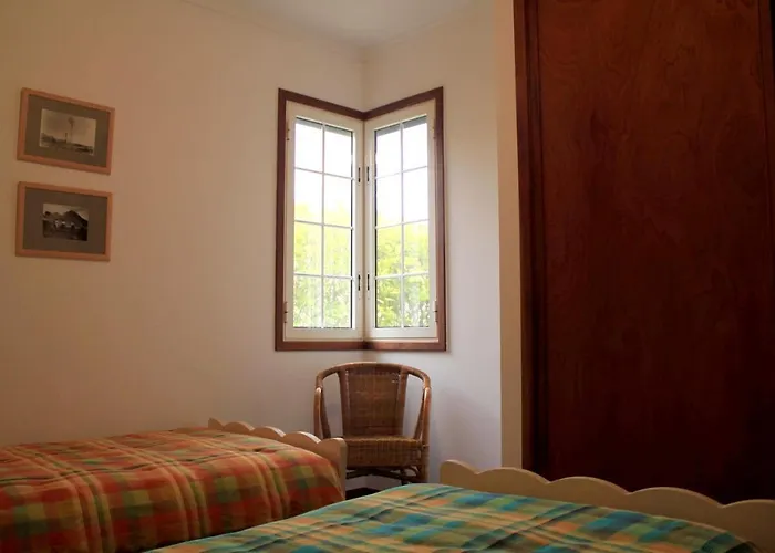 Welcoming House With Mountain View In