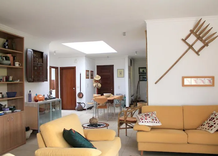 Welcoming House With Mountain View In * Porto Santo